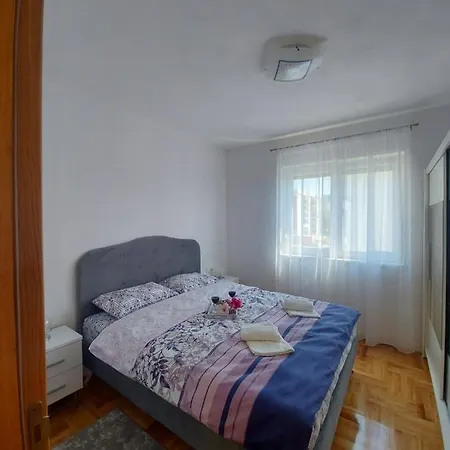 Dix Apartment *