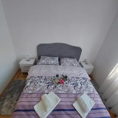 Dix Apartment *